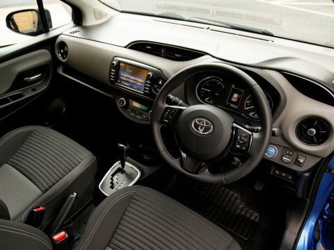 Toyota Yaris Hatchback MH19TLN Blue #4