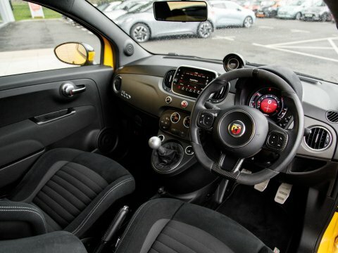 Abarth 500 595 Competizione Yellow #4