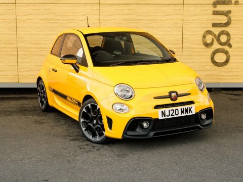 Abarth 500 595 Competizione Yellow