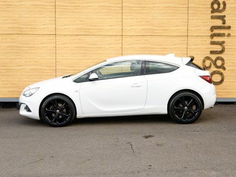 Vauxhall Astra GTC 2.0T 16V Vxr Red #12