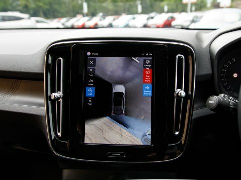 Volvo C40 Core Black #32