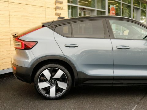 Volvo C40 Core Black #7