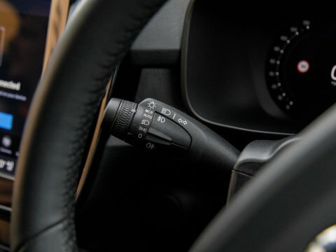 Volvo C40 Core Black #16