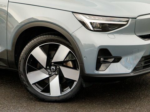 Volvo C40 Core Black #11