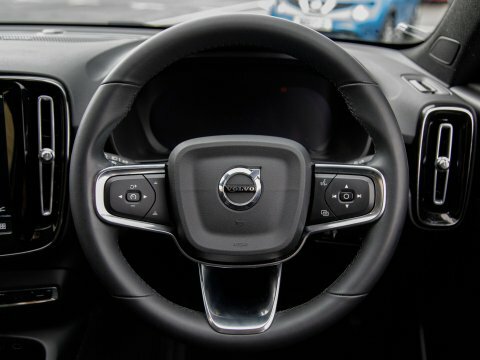 Volvo C40 Core Black #20