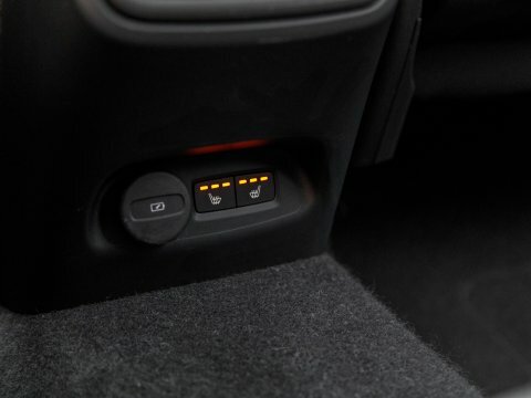 Volvo C40 Core Black #40