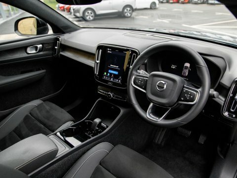 Volvo C40 Suv YR22DFK Grey #4
