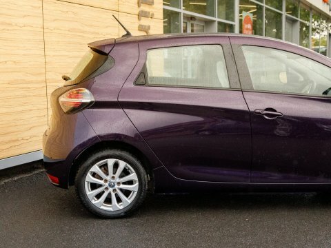 Renault Zoe Iconic White #7