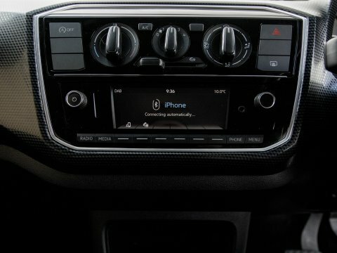 Volkswagen Up Move Up White #24