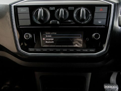 Volkswagen Up Move Up White #25