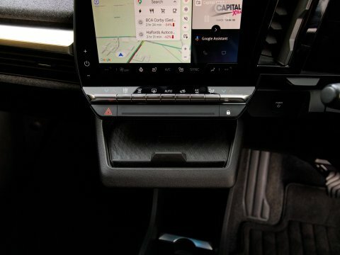 Renault Megane Hatchback #32