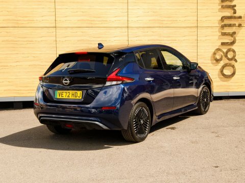 Nissan Leaf Hatchback Blue #2