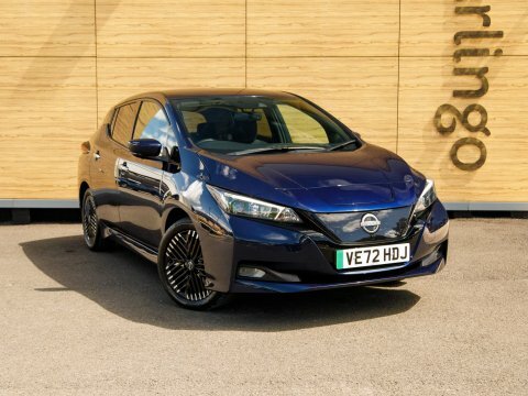 Nissan Leaf Hatchback Blue
