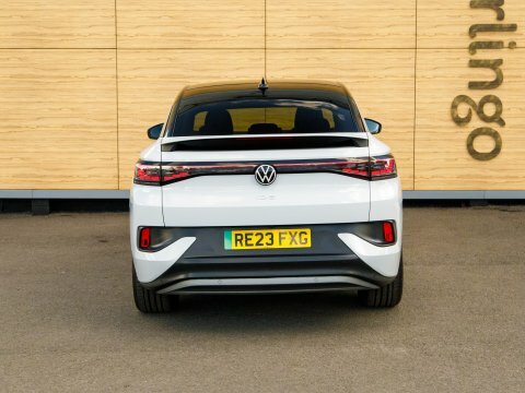 Volkswagen ID.5 Suv White #6