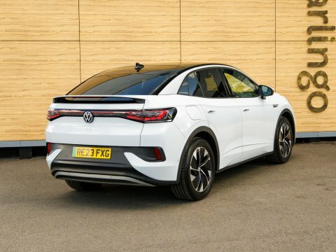 Volkswagen ID.5 Suv White #2