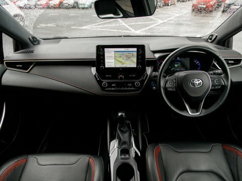 Toyota Corolla Hatchback Black #3
