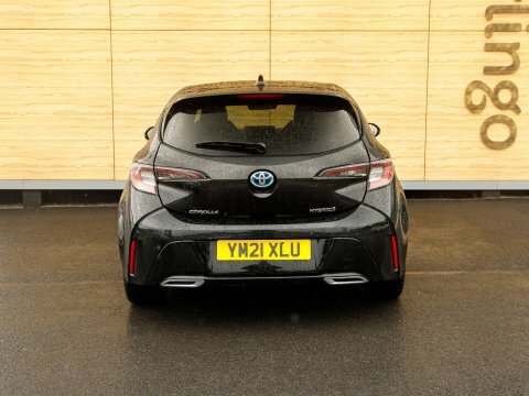 Toyota Corolla Hatchback Black #6