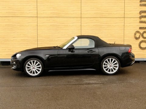Fiat 124 Spider Red #13