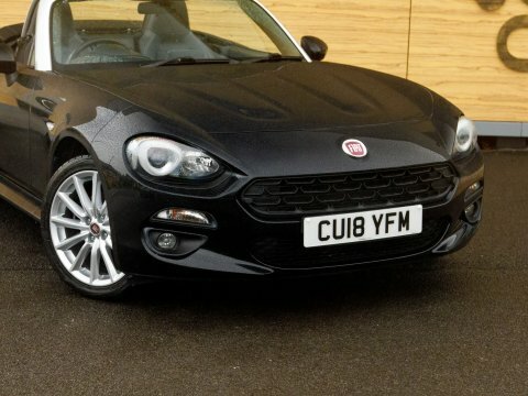 Fiat 124 Spider Red #10