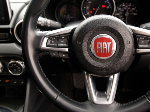 Fiat 124 Spider Red #17