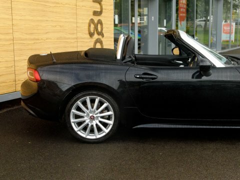 Fiat 124 Spider Red #7