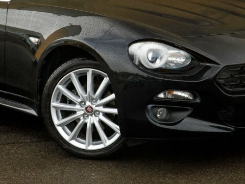Fiat 124 Spider Red #11