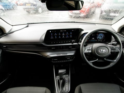 Hyundai I20 Hatchback Green #3