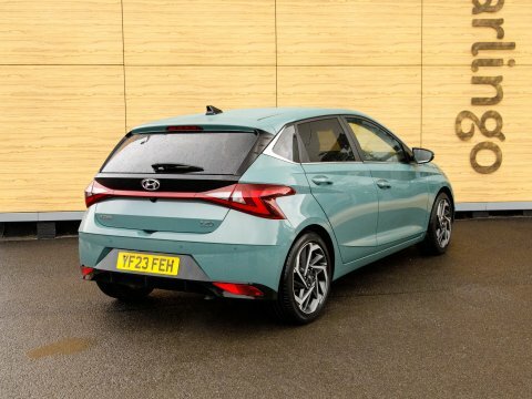 Hyundai I20 Hatchback Green #2
