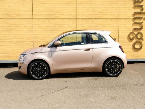 Fiat 500E 500E Red Black #14