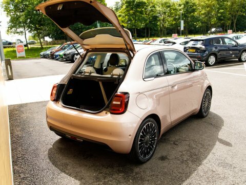 Fiat 500E 500E Red Black #34