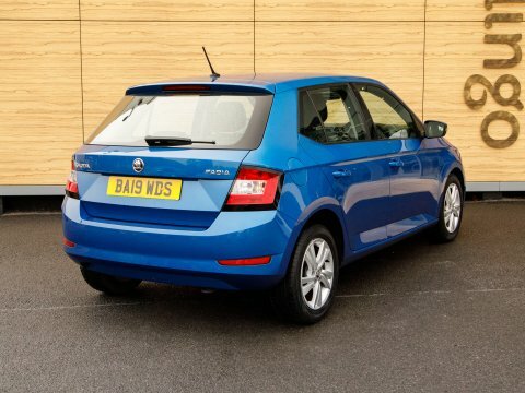 Skoda Fabia Hatchback Blue #2