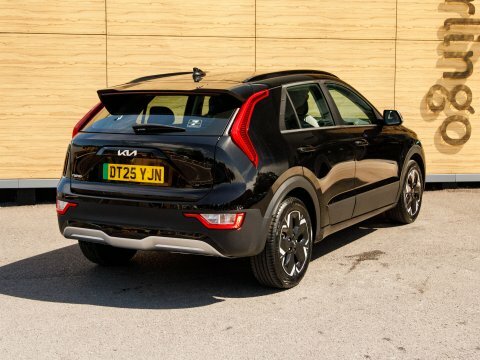 Kia Niro Suv Black #2