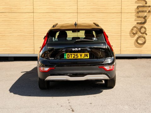 Kia Niro Suv Black #6