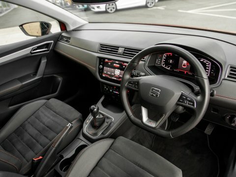 Seat Ibiza Hatchback Red #4