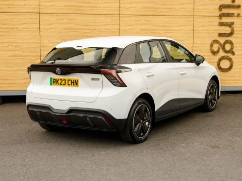 MG MG4 Hatchback White #2