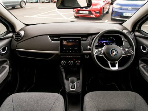 Renault Zoe Iconic White #3