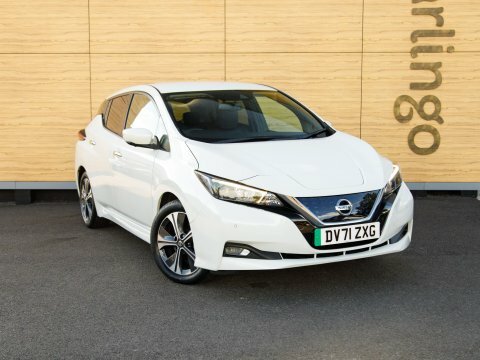 Nissan Leaf Hatchback White