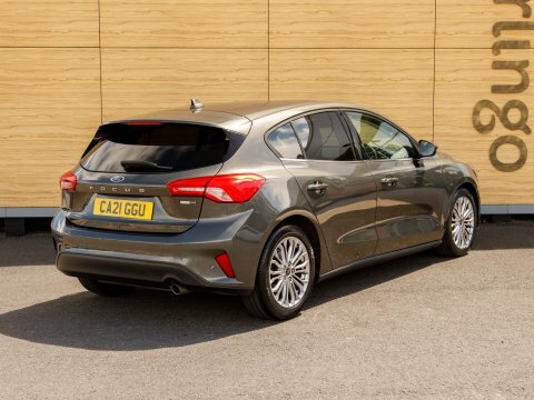 Ford Focus Hatchback CA21GGU Grey #2
