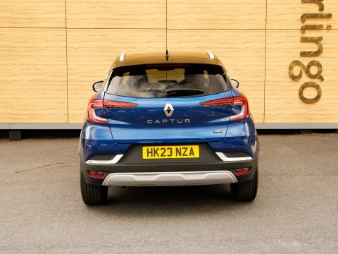 Renault Captur Suv Blue #6