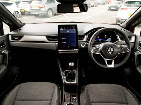 Renault Captur Hatchback Red #3