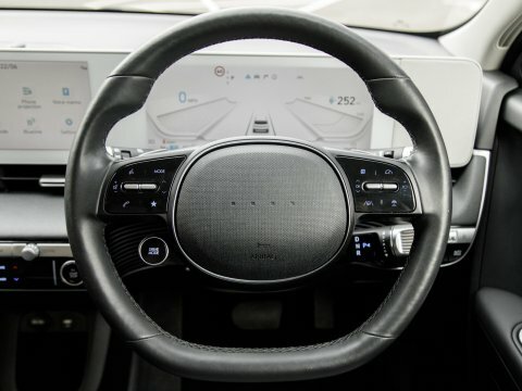 Hyundai Ioniq 5 Hatchback White #21