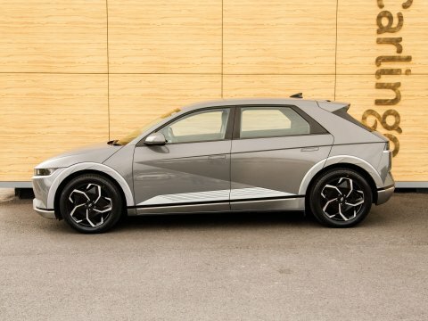 Hyundai Ioniq 5 Hatchback White #13