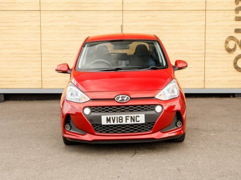 Hyundai I10 Hatchback Red #5