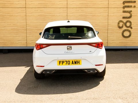 Seat Leon Hatchback FP70AWH White #6
