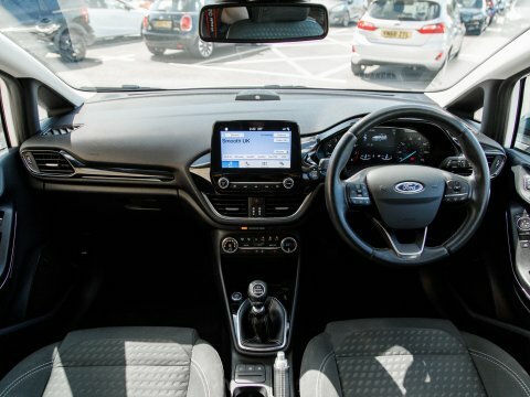 Ford Fiesta Hatchback EU17HTX White #3