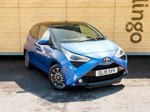 Toyota Aygo Hatchback Blue