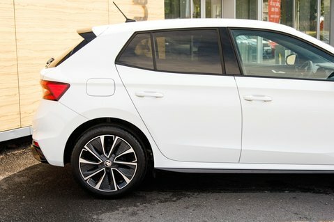 Skoda Fabia 1.0 Tsi 110 Colour Edition Dsg Grey #41