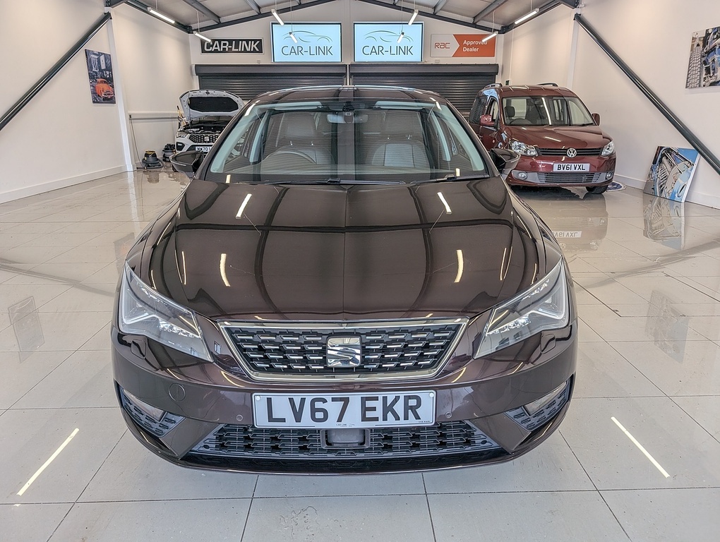 Seat Leon Tsi Xcellence Technology LV67EKR Purple #4