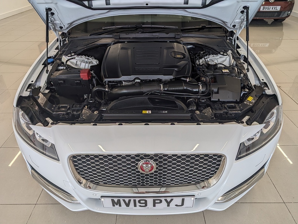 Jaguar XF I Portfolio MV19PYJ White #5