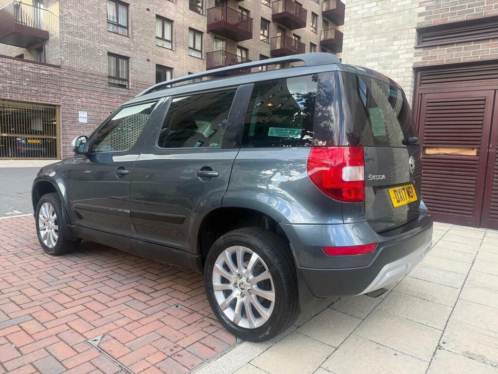 Skoda Yeti 1.2 Tsi Se Outdoor Dsg Euro 6 S S Grey #2